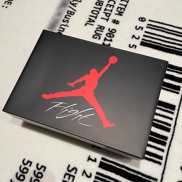 SOLD Air Jordan 4 Retro Fire Red - Picture 2 of 4